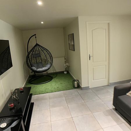 Appartement Cosy Proche Roissy Cdg Asterix Disneyland Paris Goussainville  Kültér fotó